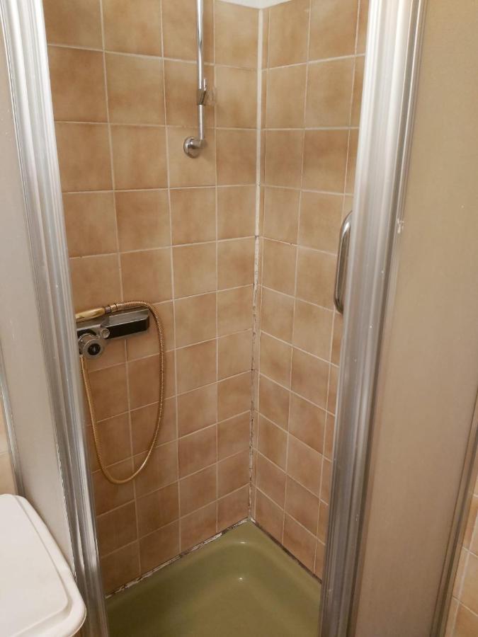 1 Zimmerwohnung Mit Kueche, Balkon Und Badezimmer In Duesseldorf Apartmen 외부 사진